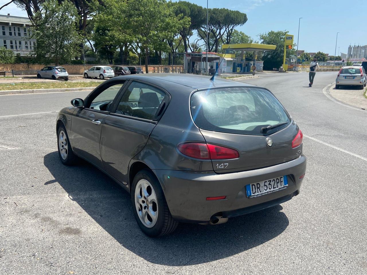 Alfa Romeo 147 1.9 JTD M-JET 16V 5 porte Dist.