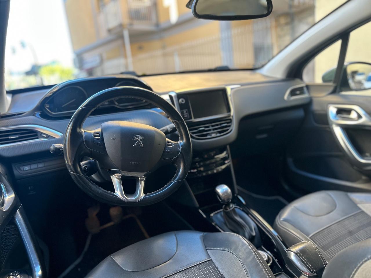 Peugeot 2008 BlueHDi 120 S&S Black Matt