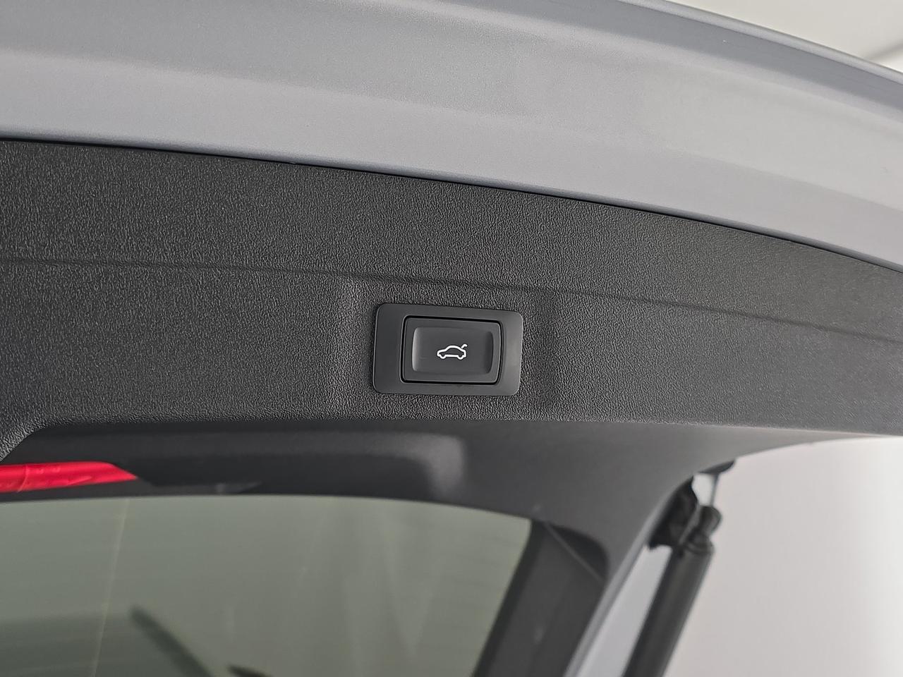 Audi A5 avant 2.0 tdi mhev+ business advanced 204cv s-tronic