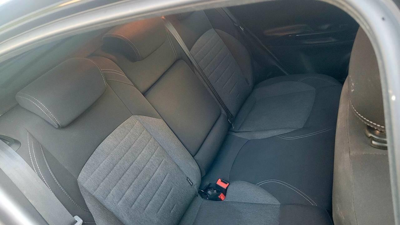 Alfa Romeo Giulietta 1.4 Turbo 120 CV Distinctive
