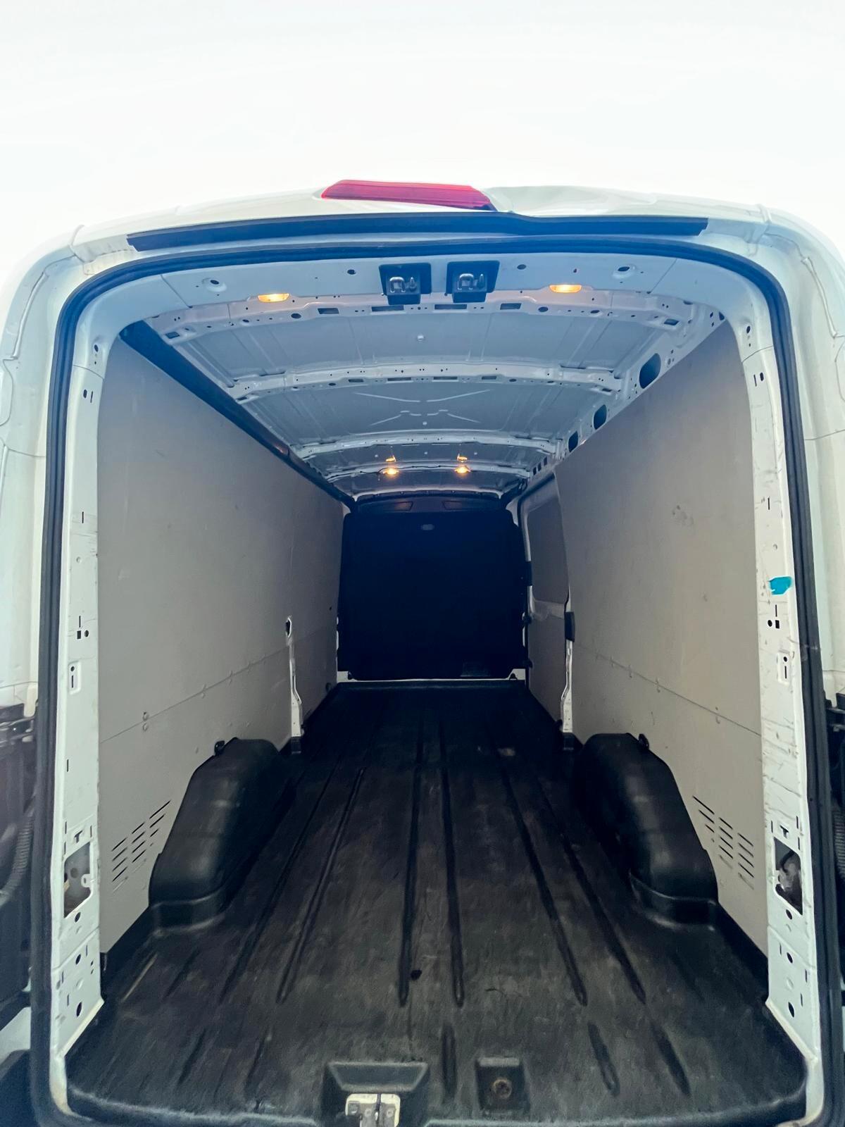 Ford Transit 2.0 Eco Blue Hybrid 170 CV H3L2 ANNO 2022