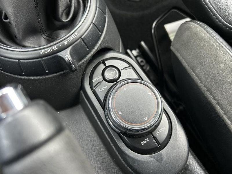 MINI Cooper D 1.5 Hype 5 porte auto SUPER-ACCESSORIATA