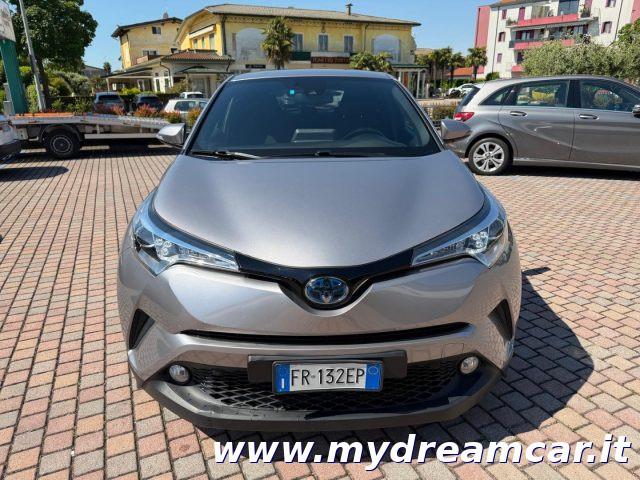 TOYOTA C-HR 1.8 Hybrid E-CVT Business