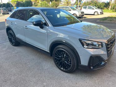Audi Q2 30 TDI Identity Black S LINE MANUALE
