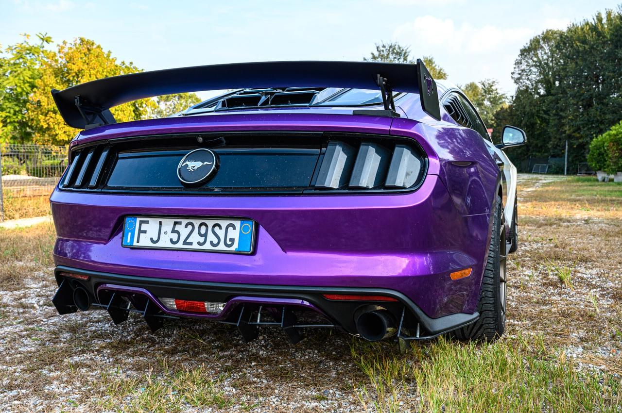 Ford Mustang 2.3 Ecoboost Europea non import