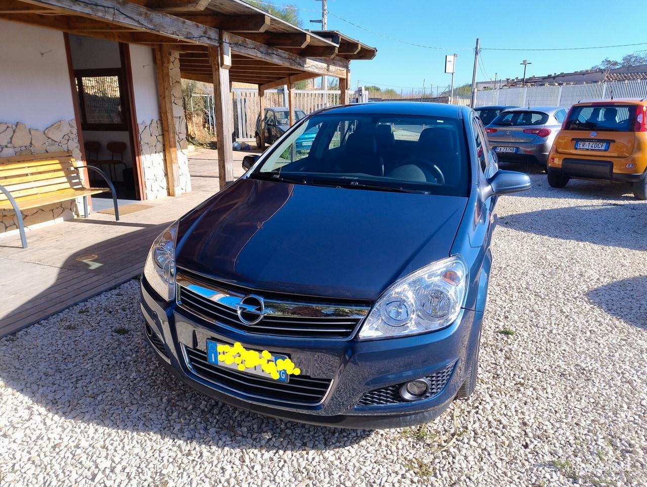 Opel Astra 1.7 CDTI 101CV 5 porte Cosmo