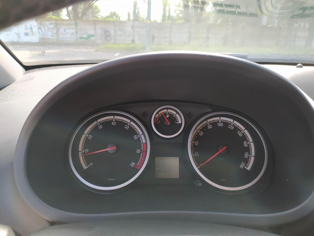 Opel Corsa Cosmo 1.2 #11303