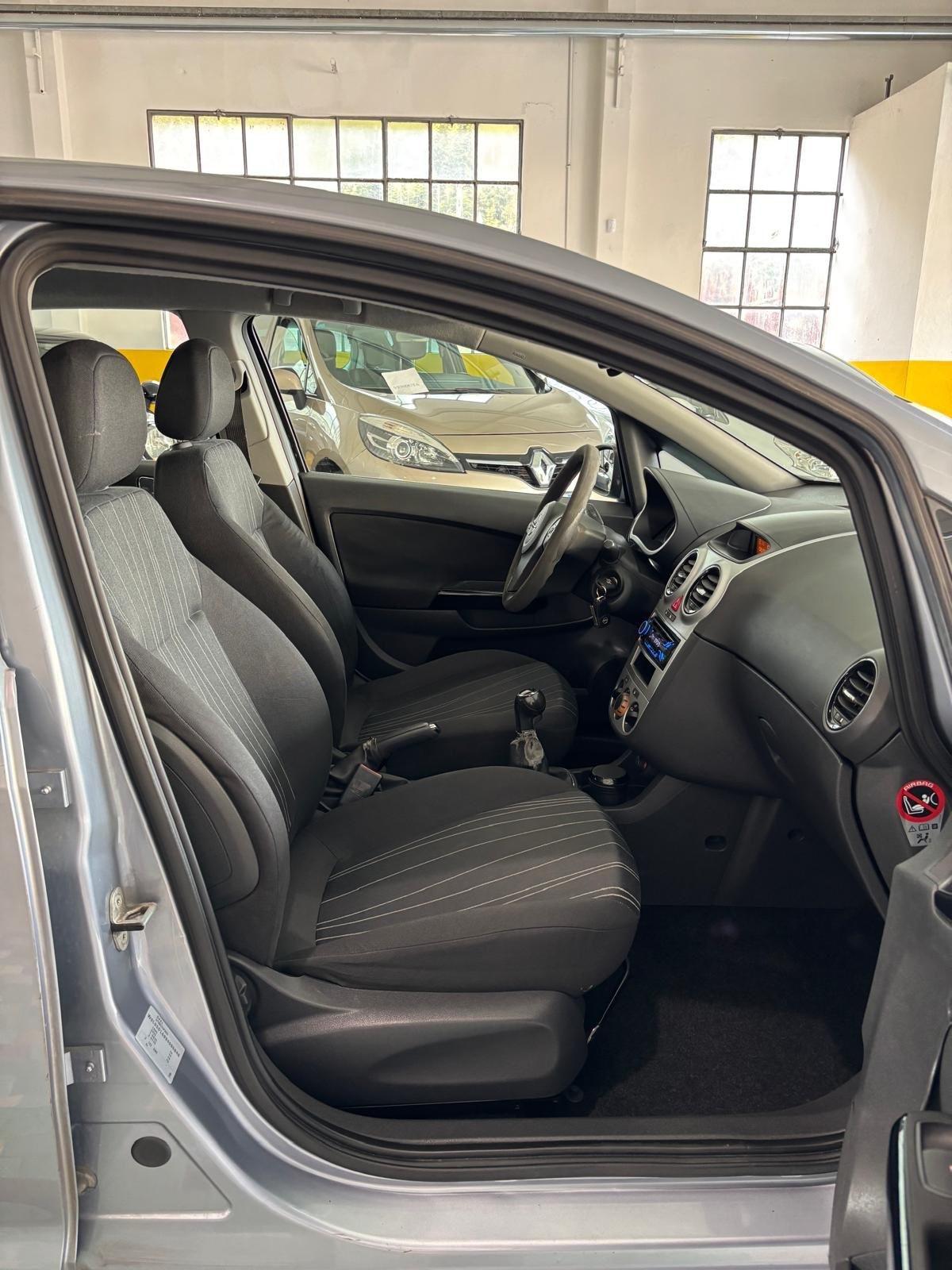 Opel Corsa 1.2 5 porte Enjoy