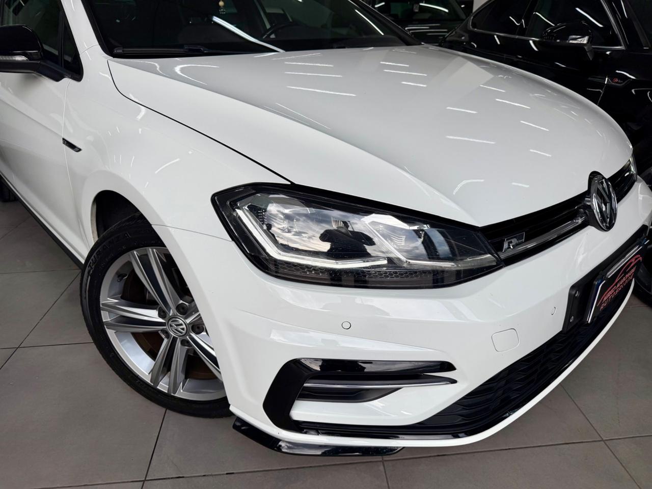 VW GOLF 1.6 TDI 115 CV R LINE finanziabile