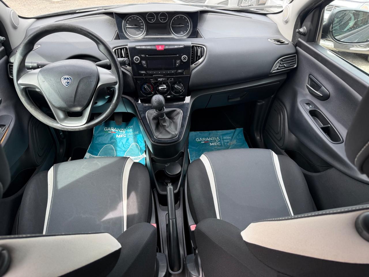 Lancia Ypsilon 1.2 69 CV 5 porte Elefantino