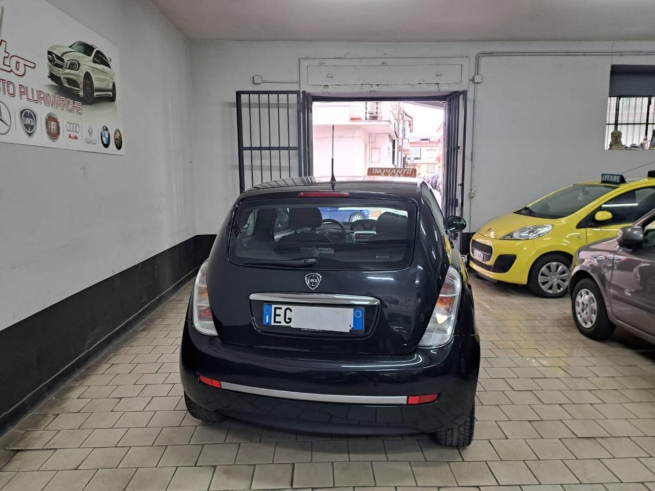 Lancia ypsilon 1.4 gpl X neop 2011 unico prop