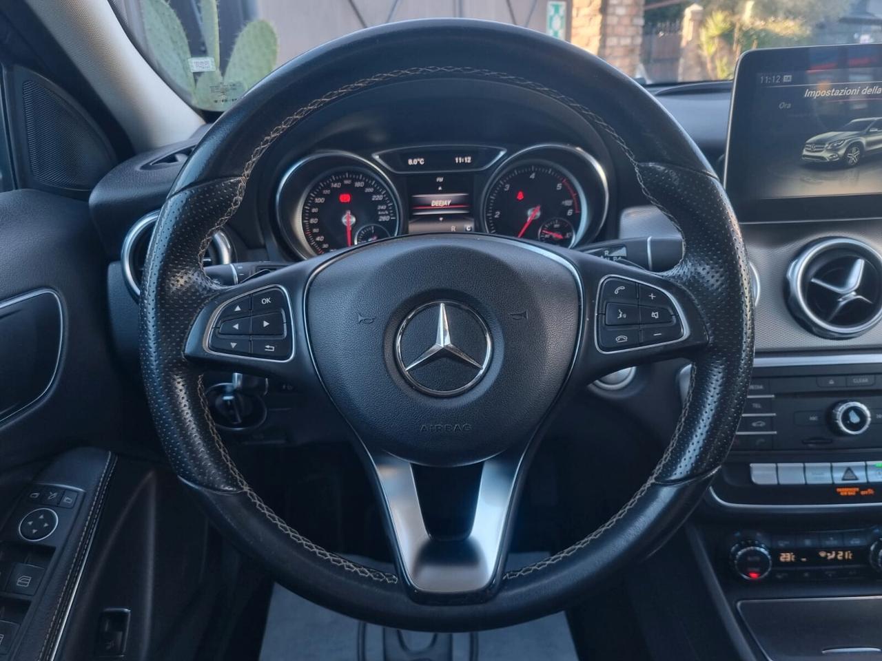 Mercedes-benz GLA 220D