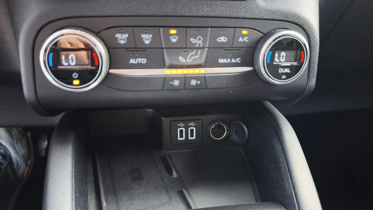 Ford Kuga 1.5 EcoBlue 120 CV aut. 2WD Titanium Business