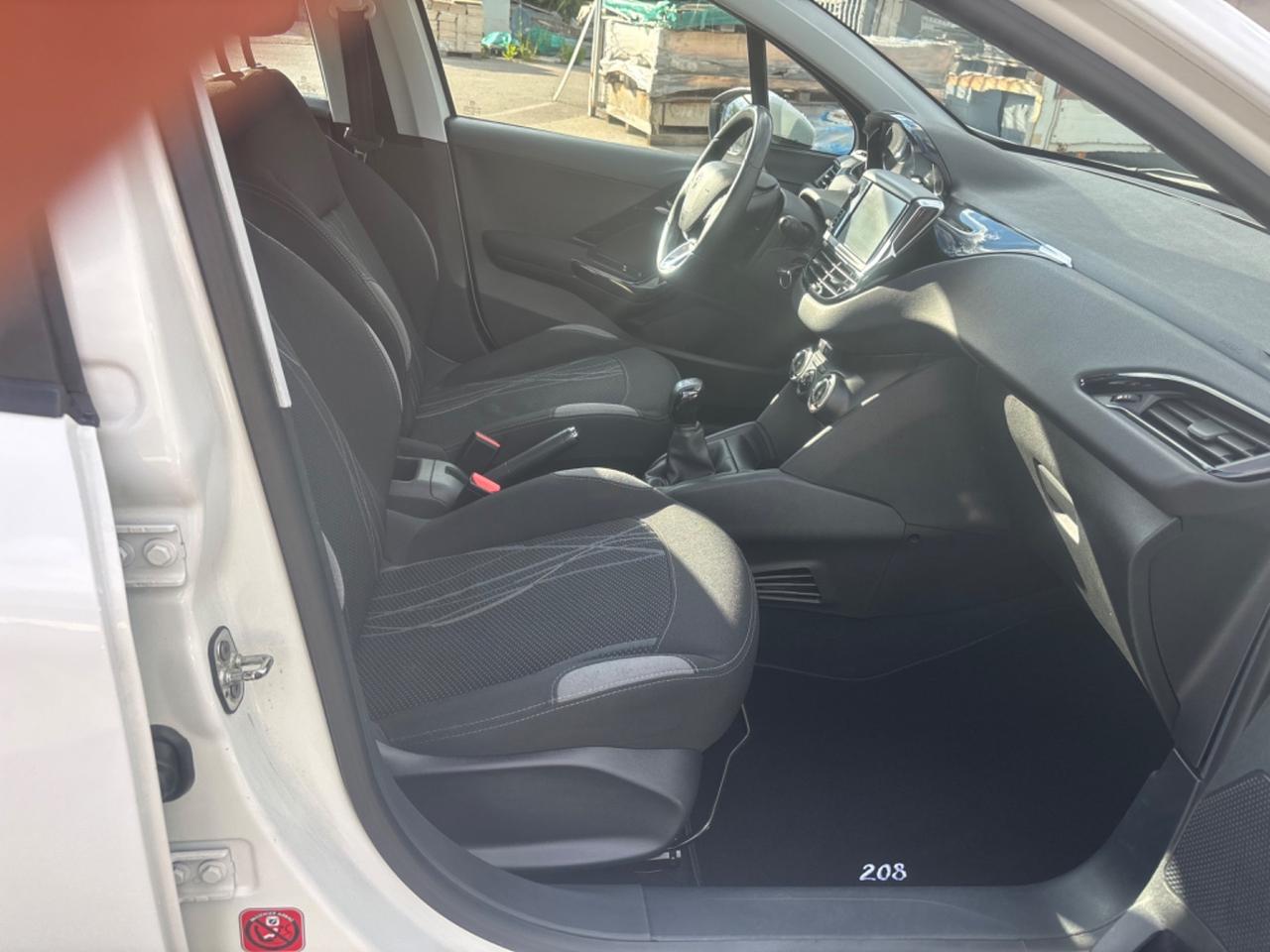 Peugeot 208 1.4 HDi 68 CV 5 porte Active