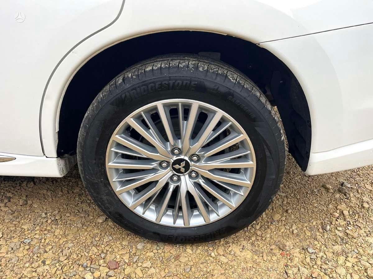 Mitsubishi Outlander 2.0 MIVEC 4WD PHEV Instyle Diamond SDA