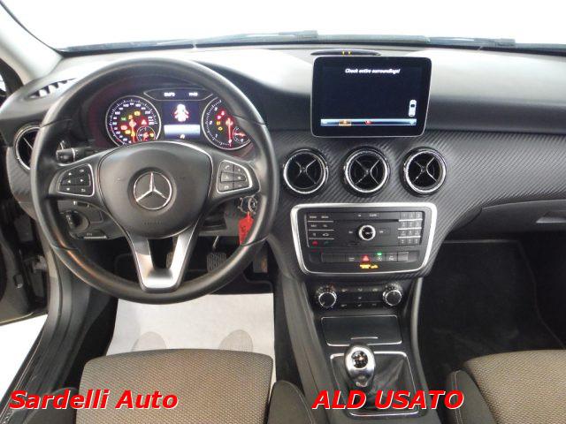 MERCEDES-BENZ GLA 180 d Business.