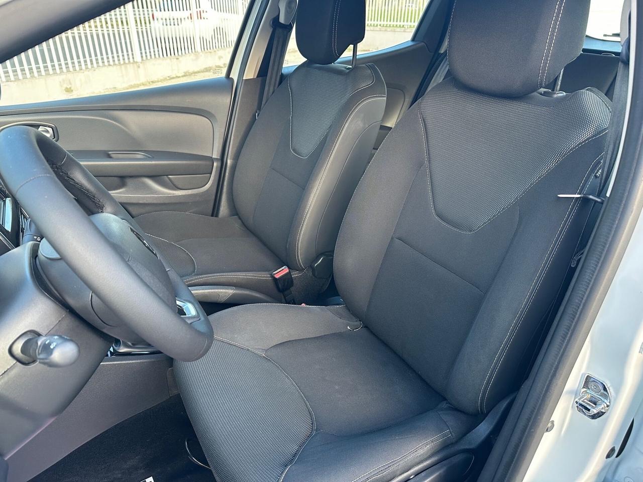 Renault Clio 2020 15 Diesel 75Cv Business PERFETTA