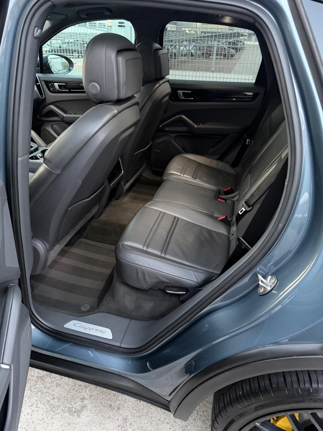 Porsche Cayenne 3.0 V6