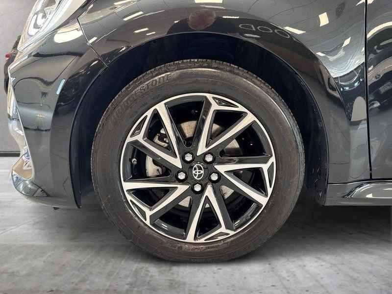 Toyota Yaris Hybrid Trend MY22