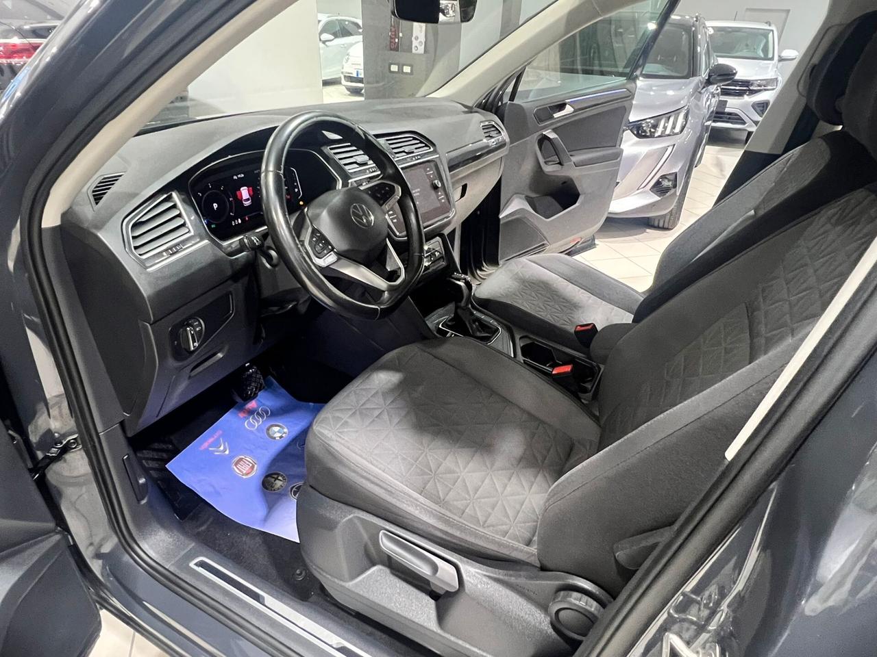 Volkswagen Tiguan 2.0 TDI 150 CV SCR DSG Life " VIRTUAL"