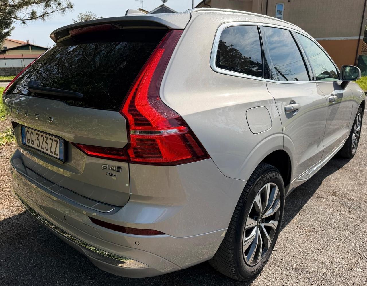 Volvo XC 60 XC60 B4 (d) AWD Geartr. Inscription Pilot Assist II