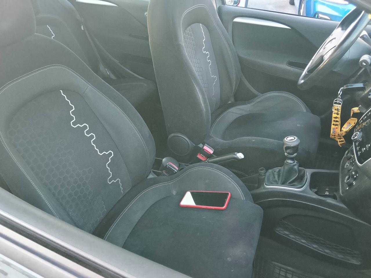 Fiat Punto 1.2 LOUNGE GPL
