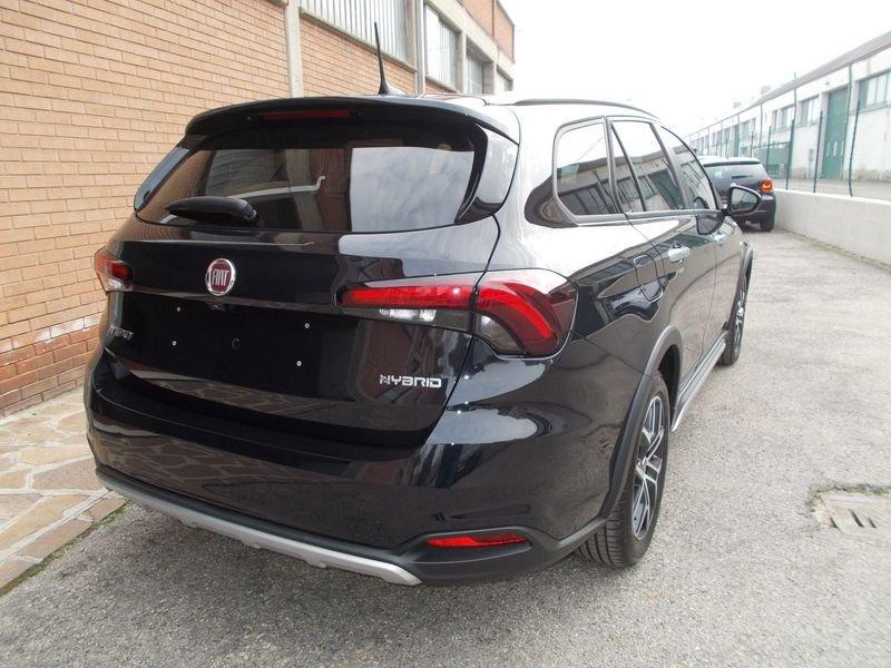 FIAT Tipo Fiat tipo 1.5 Hybrid DCT SW Cross
