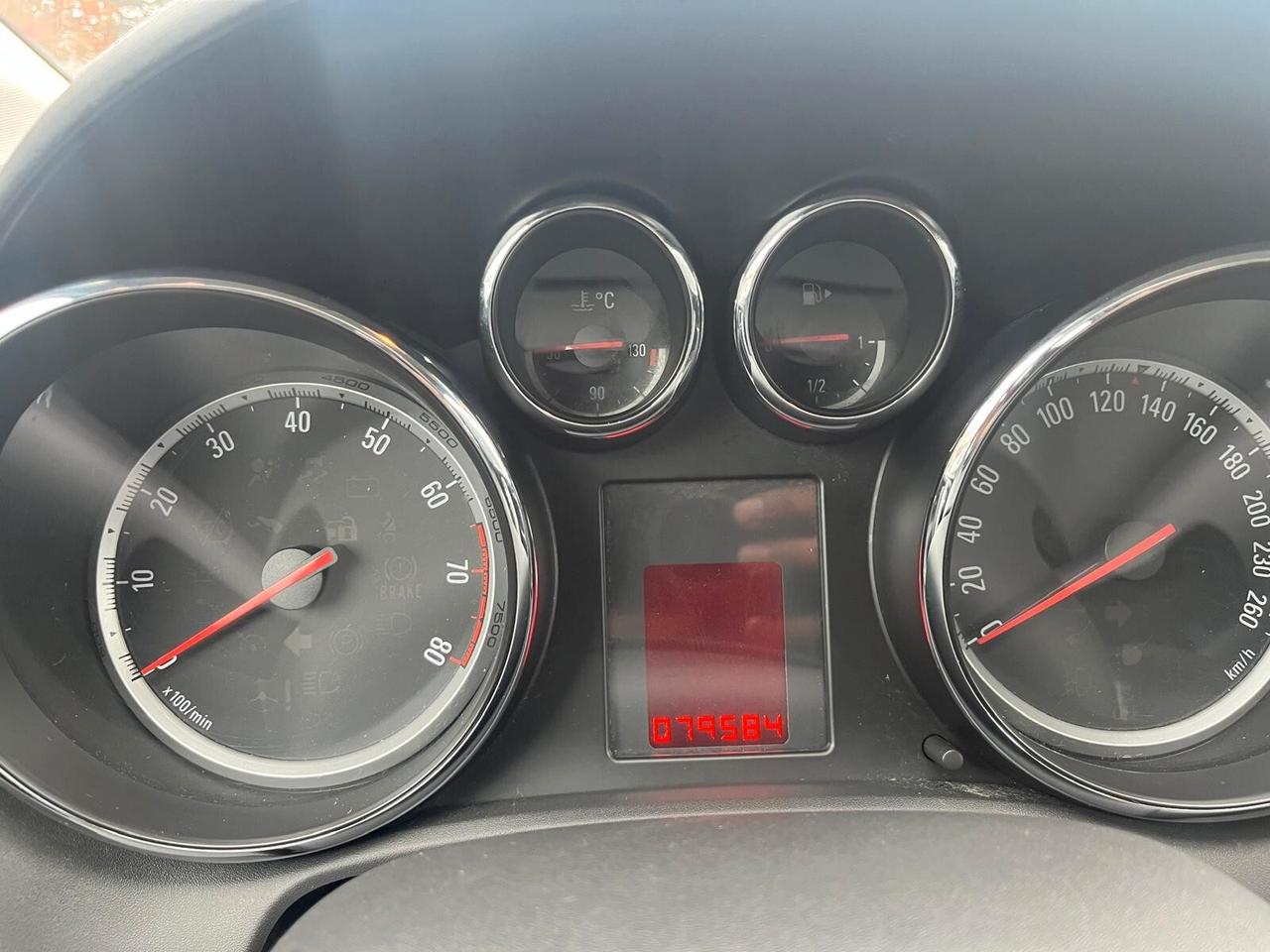 Opel Astra 1.4 turbo 100cv