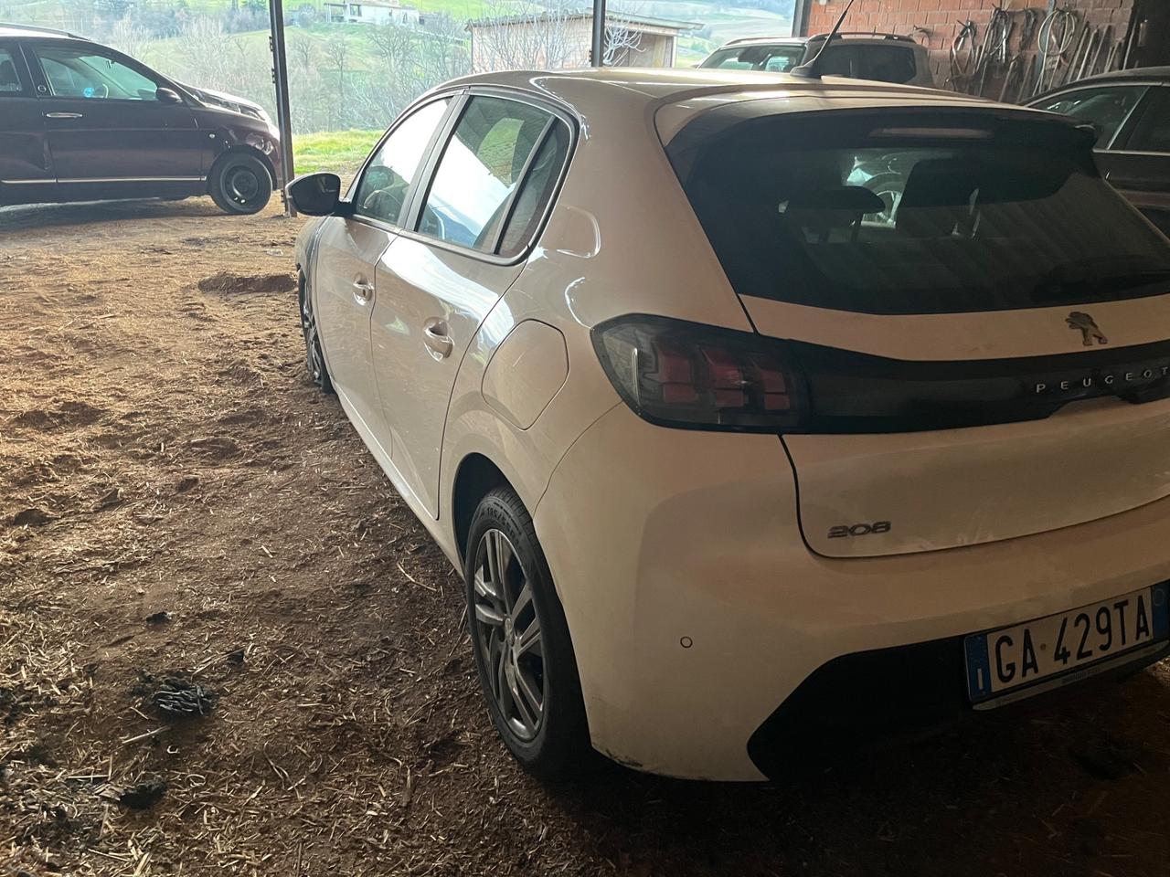 Peugeot 208 1.2 BENZINA 2020 BRUCIATA ANTERIORE