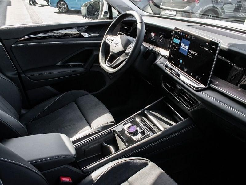 Volkswagen Tayron 1.5 eTSI ACT DSG Elegance 7 posti Led Plus Gancio 19" Camera 360°