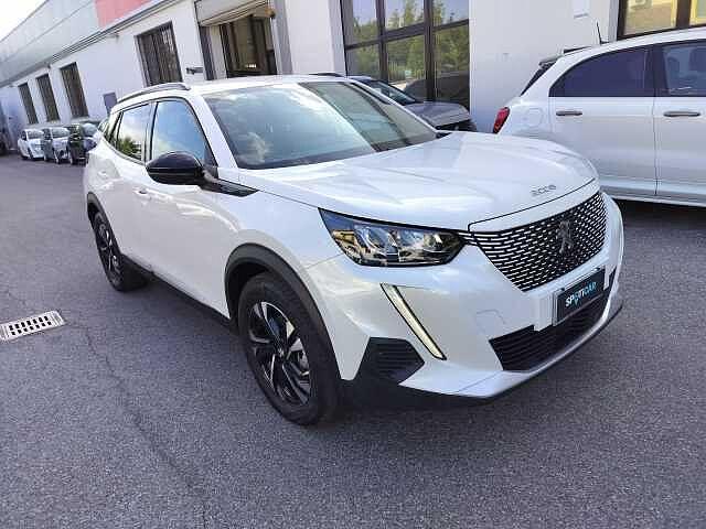 Peugeot 2008 motore elettrico 136 CV Allure