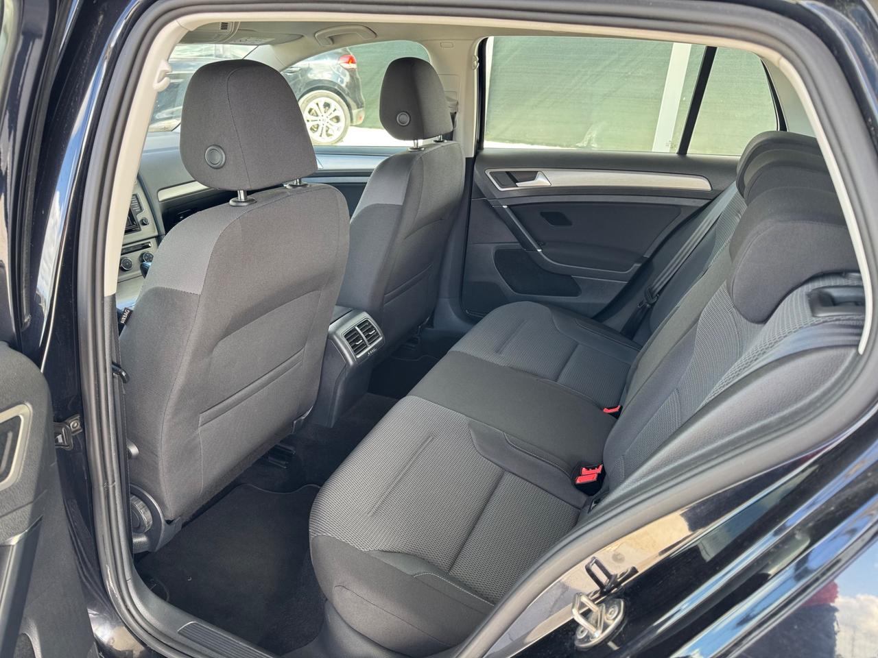 Volkswagen Golf 1.6 TDI DSG 5p. Comfortline BMT AUTOMATICO