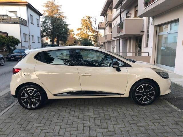 Renault Clio dCi 8V 75CV Start&Stop 5 porte Energy Zen