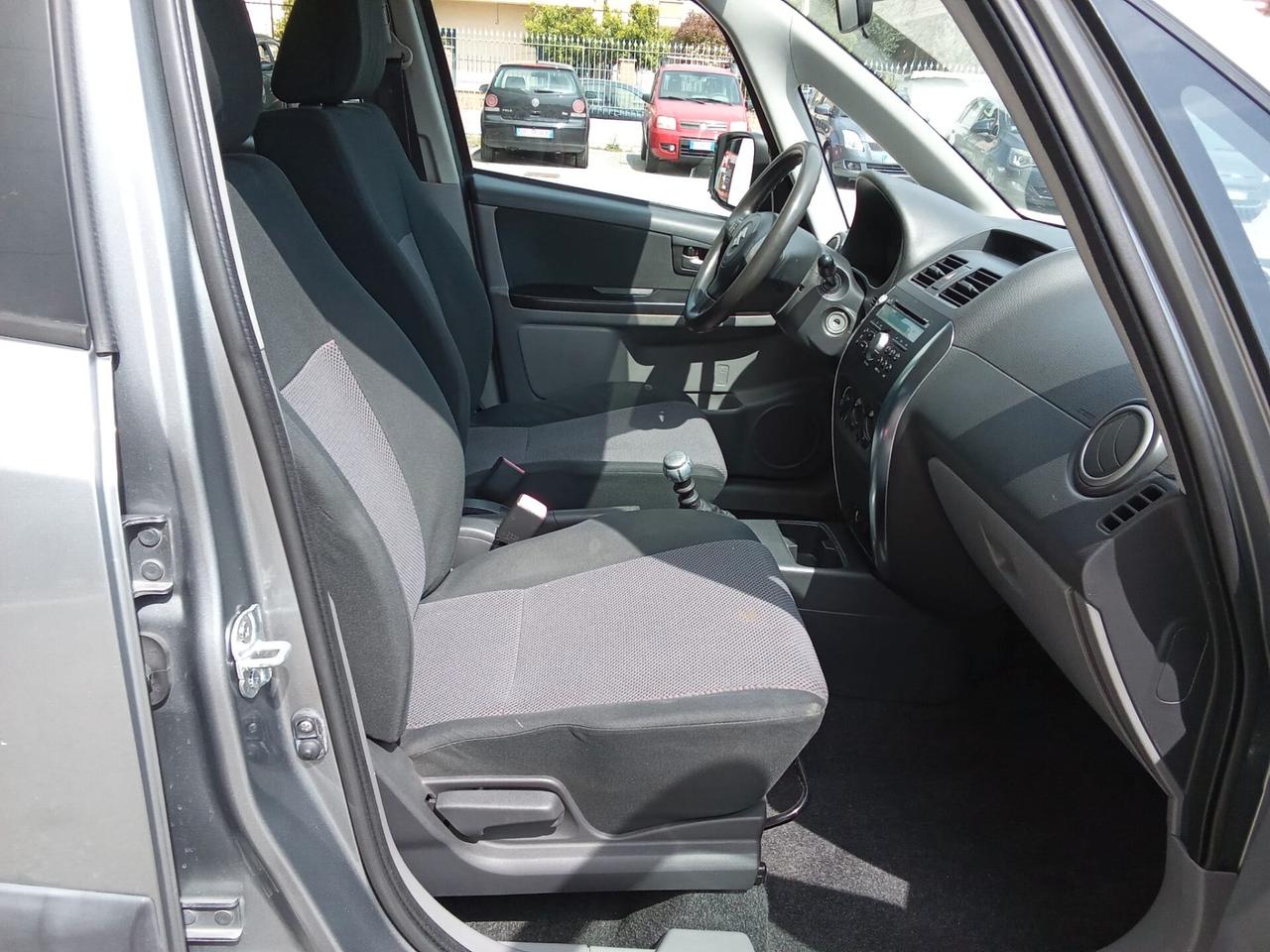 SUZUKI SX4 1,6 TDI 90 CV CONFORT 5P