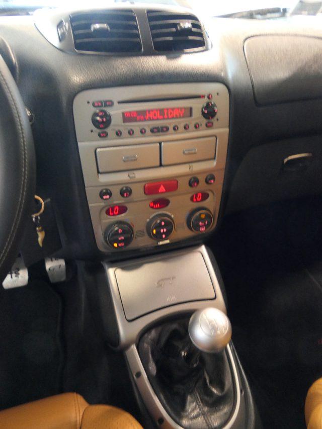 ALFA ROMEO GT 2.0 JTS 16V Distinctive