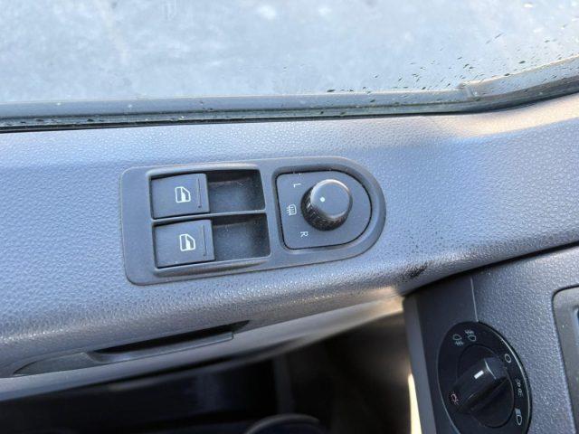 VOLKSWAGEN Caravelle 2.0 BiTDI 180CV 9 Posti