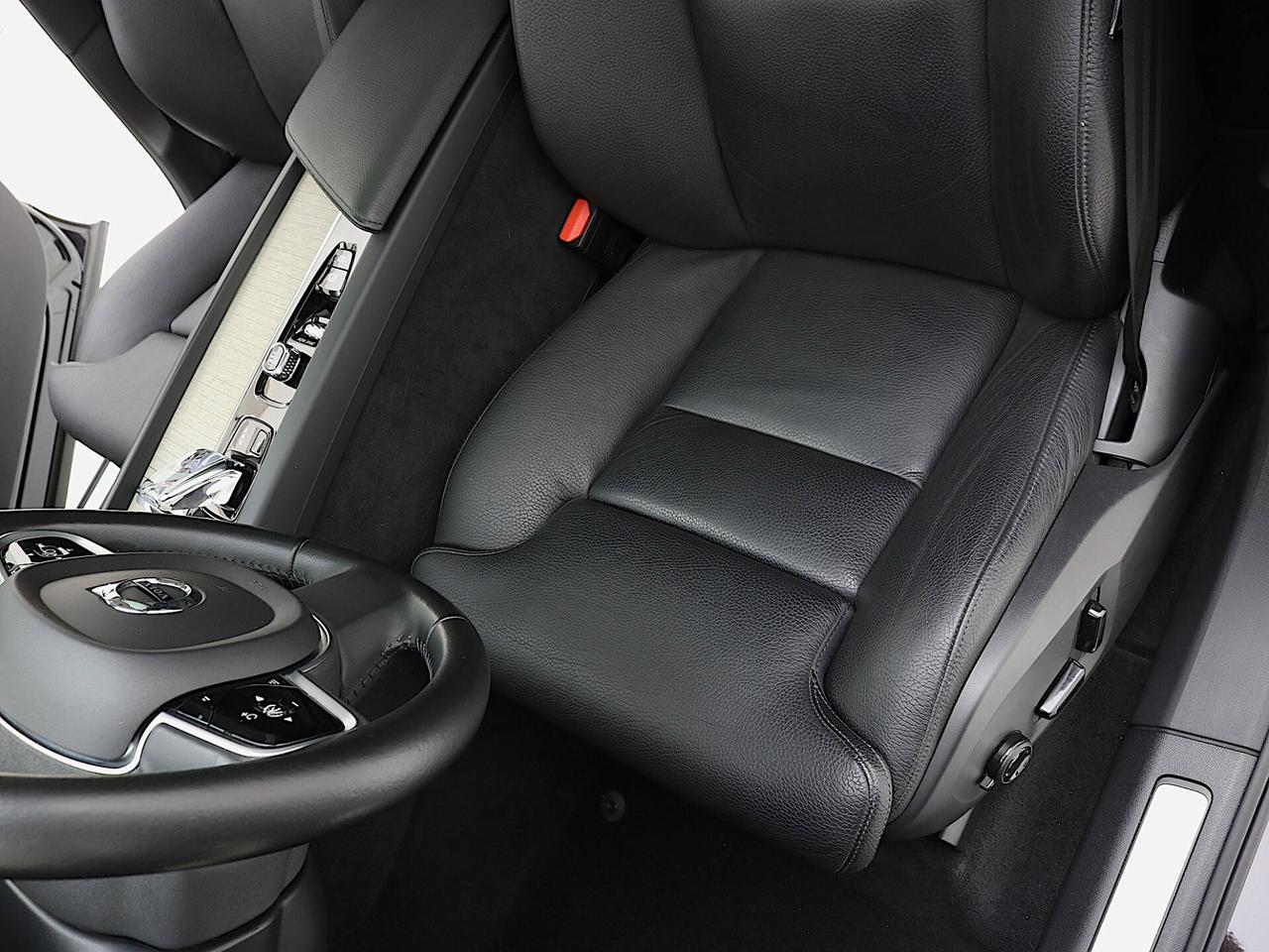 Volvo XC60 B4 AWD auto Inscription TETTO APRIBILE