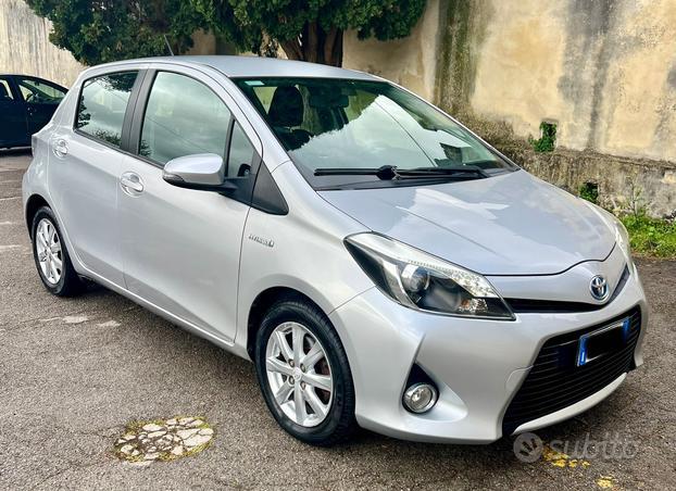 Toyota yaris automatica