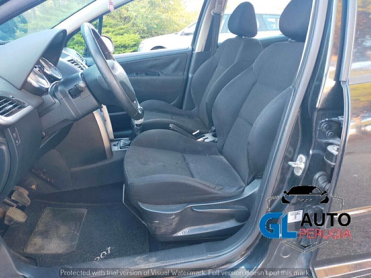 Peugeot 207 1.6 hdi XS 5p adatta per neopatentati