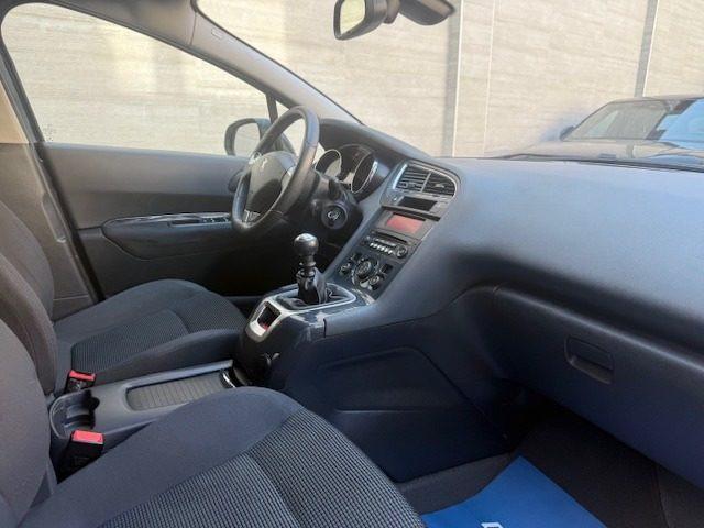 PEUGEOT 5008 1.6 HDi 115CV Allure 7 Posti