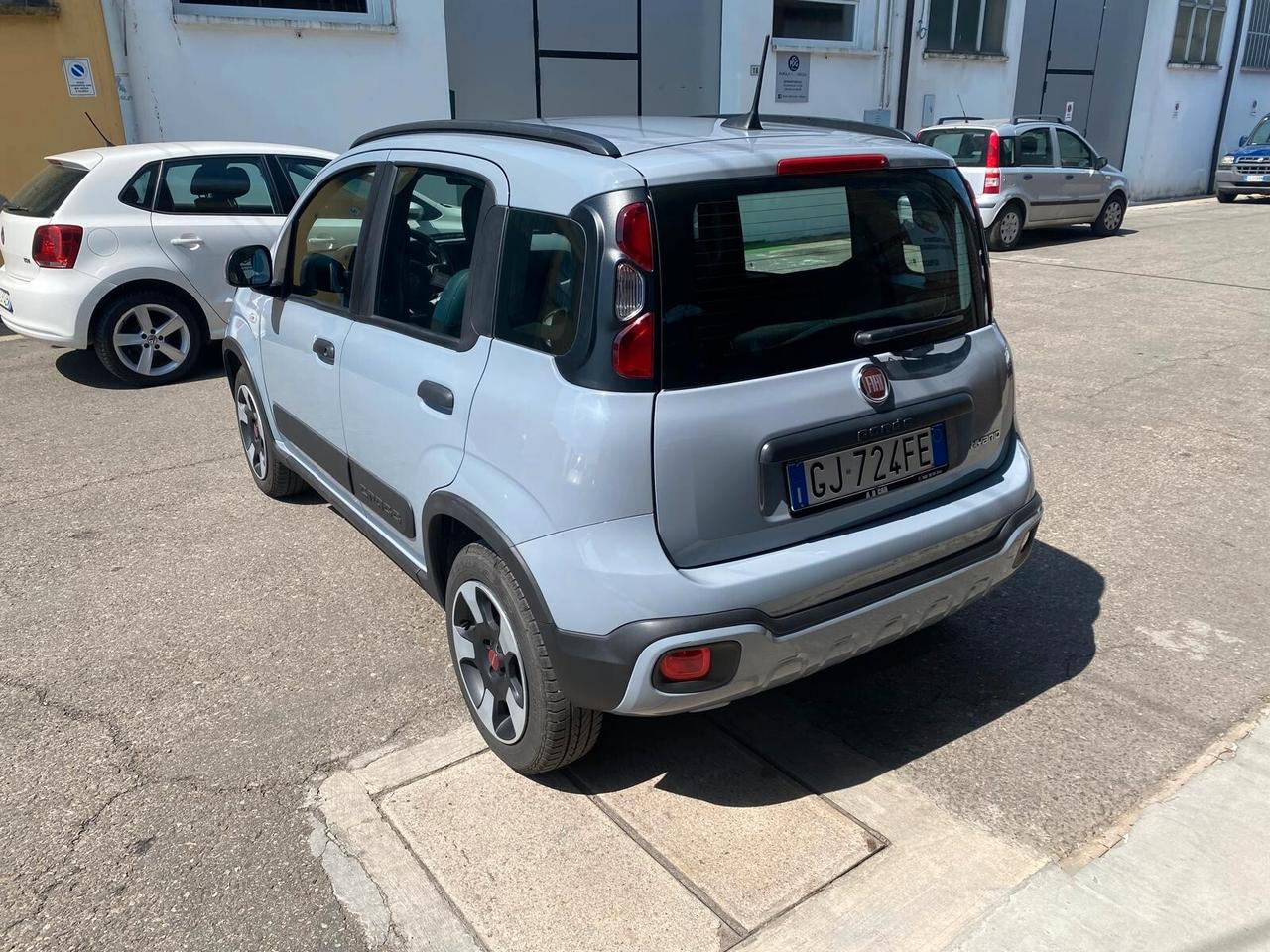 Fiat Panda 1.0 Hybrid City Cross - NEOPATENTATI - GARANZIA 12 MESI