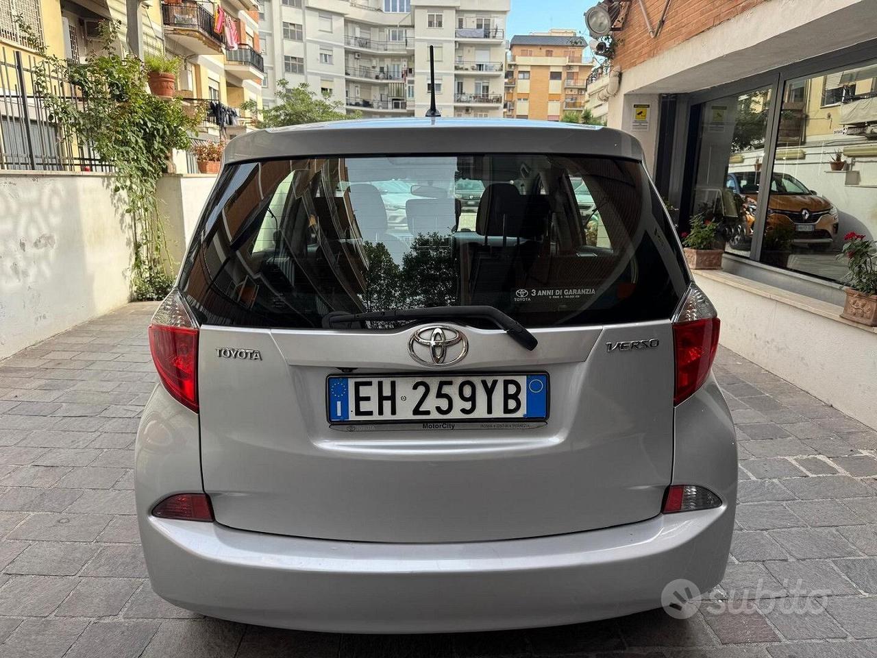 Toyota Verso- S 1.3 lounge Ok Neop