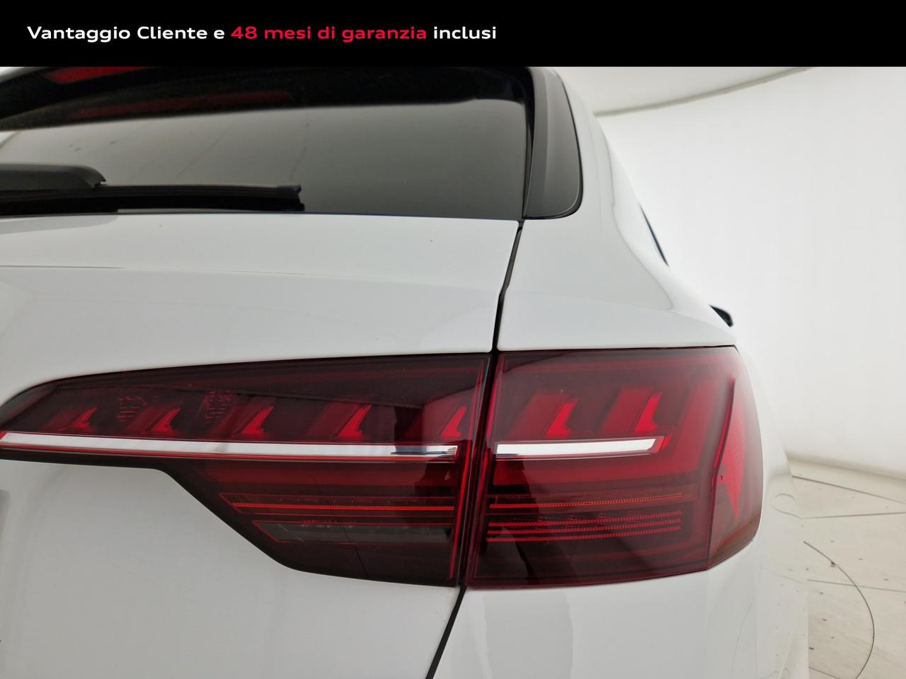 Audi A4 avant 30 2.0 tdi mhev s line edition 136cv s-tronic