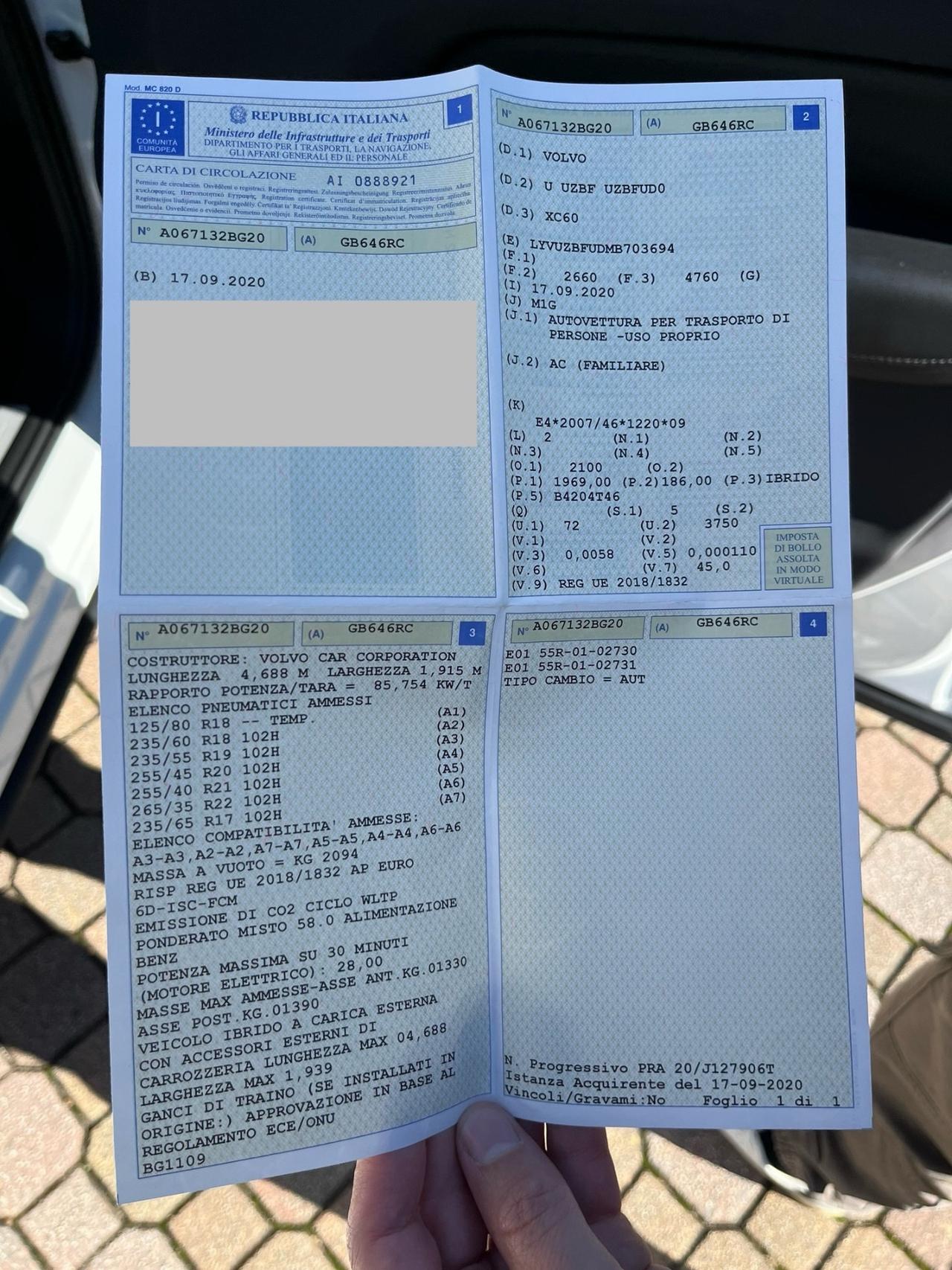 Volvo XC 60 XC60 T6 Recharge Plug-in Hybrid AWD R-design