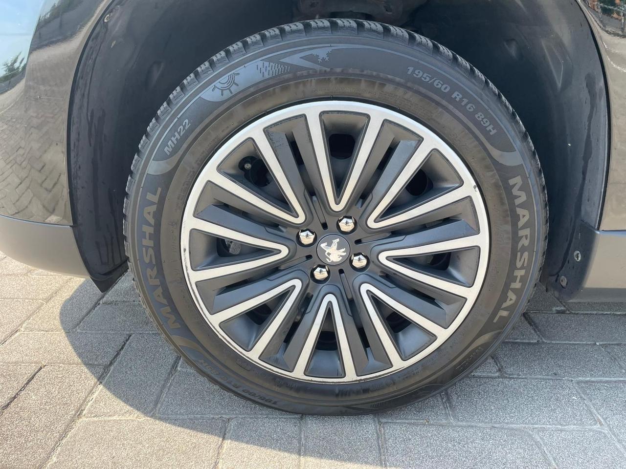 Peugeot 2008 1.2 PureTech 83 CV CINGHIA DISTRIB. NUOVA