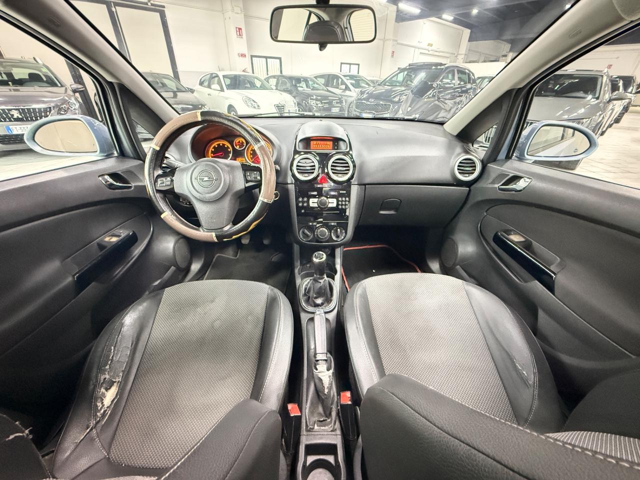 Opel Corsa 1.2 5 porte Easytronic Cosmo