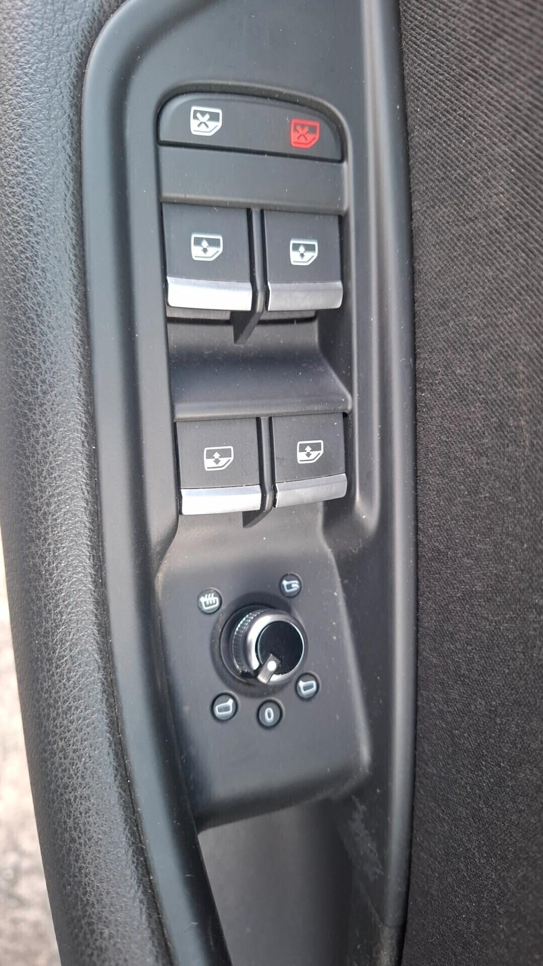 AUDI A4 Avant 2.0 TDI 150 CV ultra S tronic Business Sport