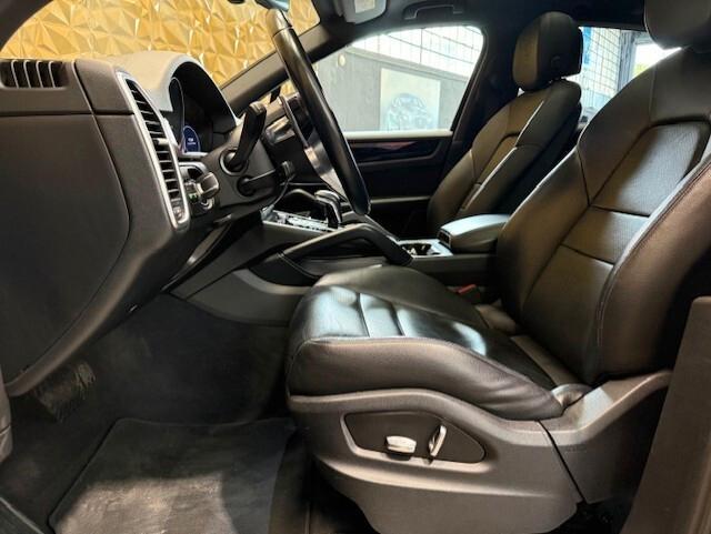 Porsche Cayenne 3.0 tiptronic 340cv