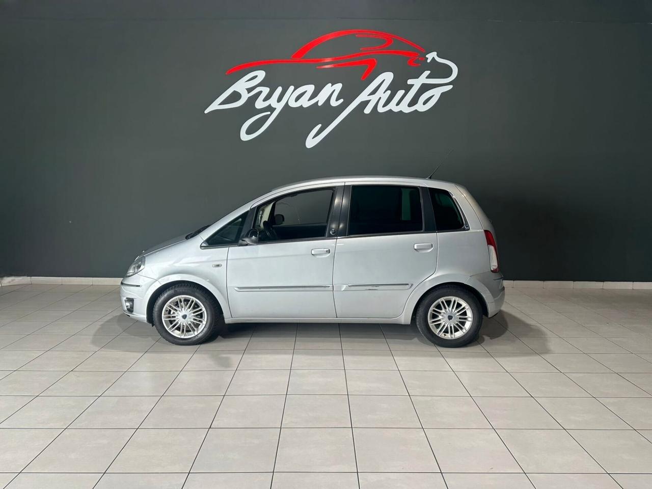 Lancia MUSA 1.4 8V Ecochic (GPL) 5TH AVENUE