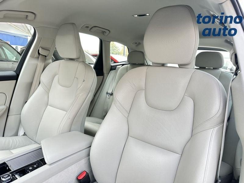 Volvo XC60 XC60 B4 (d) AWD Geartronic Inscription